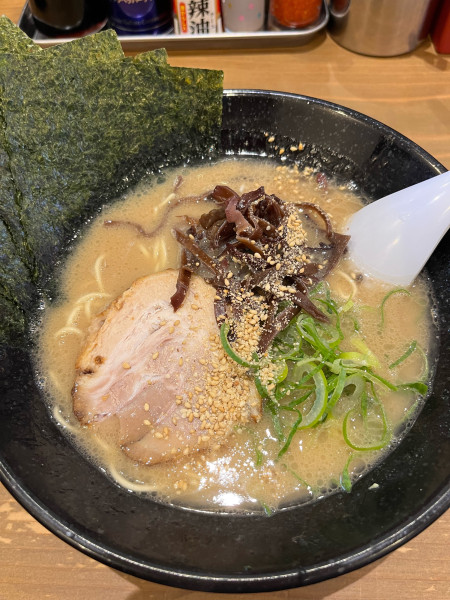 「とんこつラーメン」@松福 御殿場インター店の写真