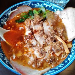 勝浦タンタンチャーシュー