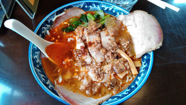 「勝浦タンタンチャーシュー」@ぴかいちラーメンの写真
