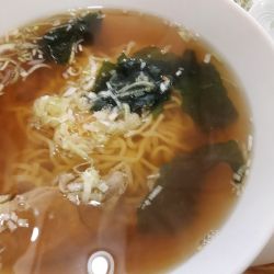 ランチBラーメンと半玉と餃子セット 980円