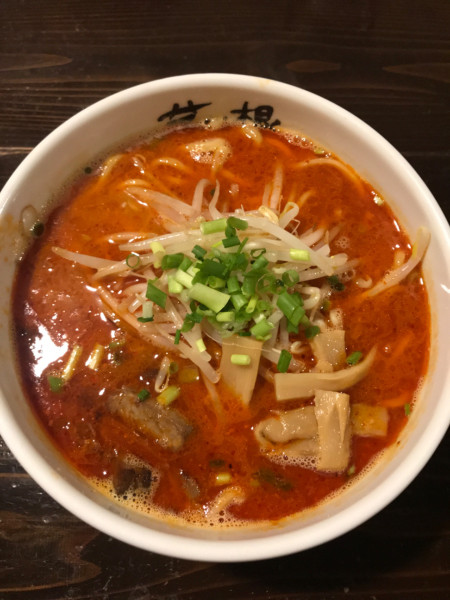 「辛味噌らーめん」@麺屋 茅根の写真