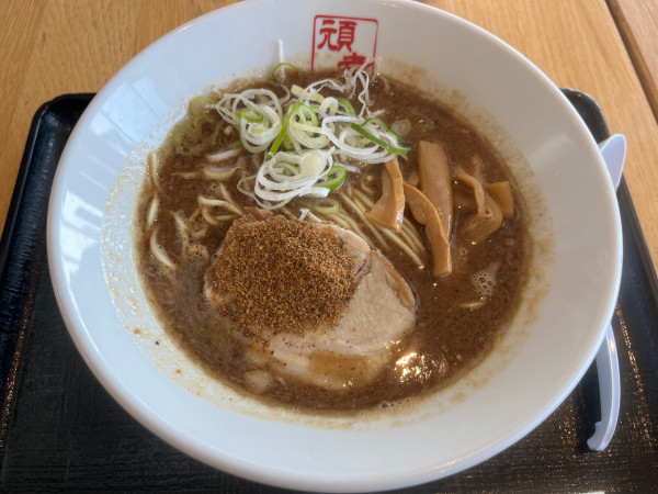 「濃厚魚介ラーメン　850円」@GANJA RAMENの写真