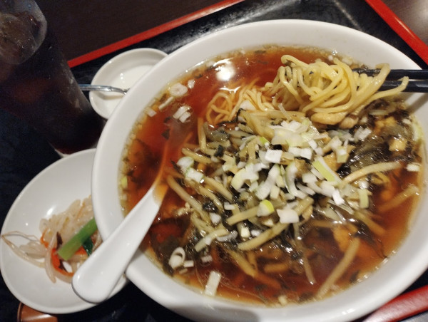 「週替わりセット 高菜肉絲麺＋半チャーハン(935)」@上海縁の写真