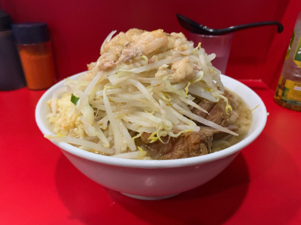 「小ブタ」@ラーメン二郎 生田駅前店の写真