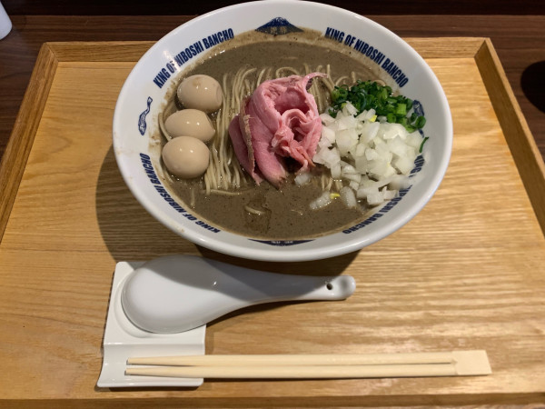 「濃厚焙煎鬼煮干蕎麦」@NIBOSHIMANIAの写真