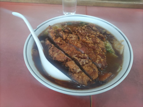 「ロース大王ラーメン」@大王ラーメンの写真