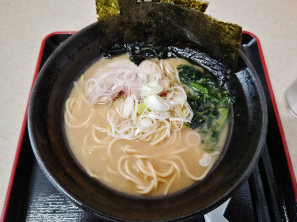 「横浜家系ラーメン」@小田原厚木道路・小田原PAの写真