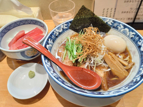 「特製醤油らぁ麺＋ランチBセット」@麺処 桂の写真