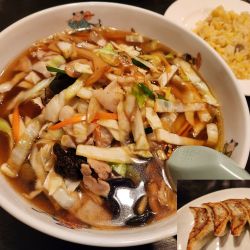 肉そば　半チャーハン　天龍餃子