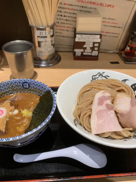 「濃厚つけ麺大盛」@松戸富田麺業 千葉駅構内店の写真