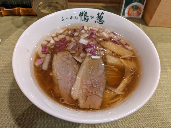 「鴨らーめん」@らーめん 鴨to葱 イイトルミネ新宿店の写真