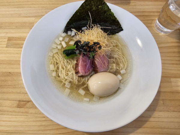 「【限定】鴨らぁめん塩＋味玉　1300＋150円」@中華そば いち松の写真