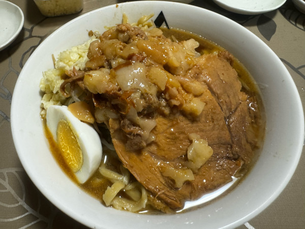 「鍋富士丸➕ブタカスアブラ」@ラーメン富士丸 東浦和店の写真