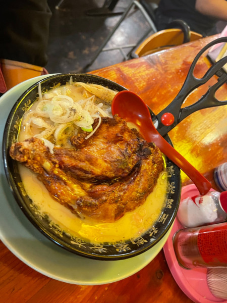 「骨付鳥ラーメン」@本家なごやんラーメンの写真