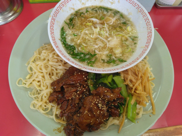 「パイカつけ麺800円」@ラーメンスタンド とん平食堂の写真