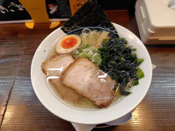 「塩730円、生わかめ120円」@拉麺本家夢屋 扇町店の写真