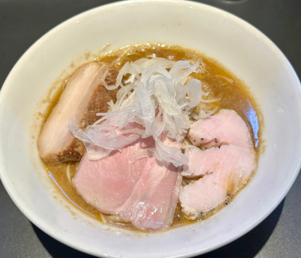 「淡麗中華ソバ(醤油)」@煮干乱舞の写真