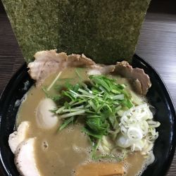 雫ラーメン