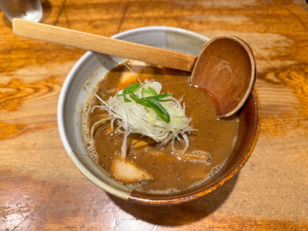 「本日の限定らーめん｢渡なべ22周年記念らーめん｣1600円」@渡なべの写真