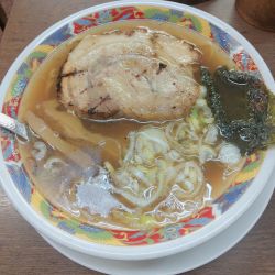 まぐろラーメン(しょうゆ)