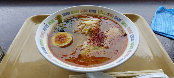 「ピリ辛野沢菜味噌ラーメン」@諏訪湖SA（上り）の写真