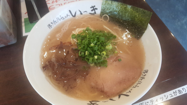 「らーめん　700」@博多長浜らーめん いっきの写真