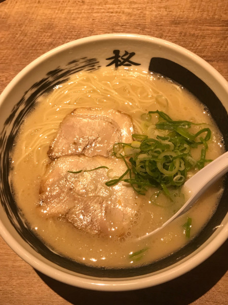 「とんこつらーめん」@らーめん柊 銅座本店の写真