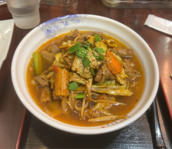 「もつ辛口ラーメン」@台湾料理 弘祥の写真
