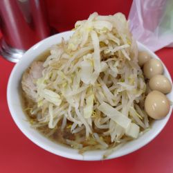 小ラーメン少なめ(硬め通らず)