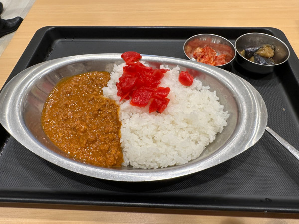 「キーマカレー（中盛・220g）650円」@ラッキー食堂ぐんま軒の写真