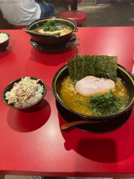 「ラーメン　ミニチャーシュー丼　　970円」@家系ラーメン 稲葉家の写真