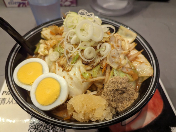 「旨辛たんめん1100円」@旨辛タンメン 誠屋 新宿店の写真