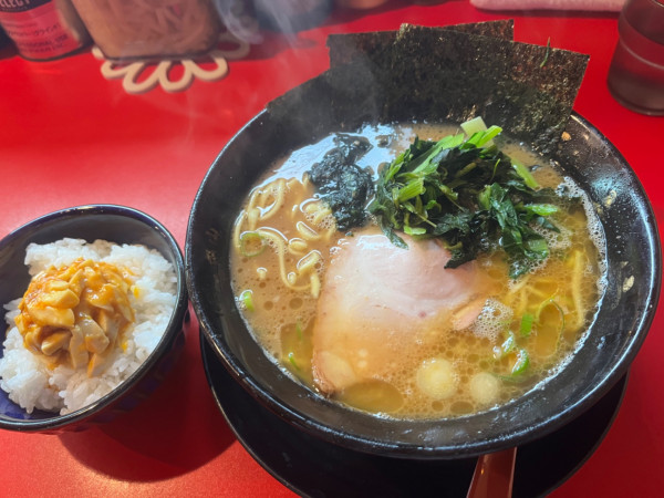 「ラーメン　玉子まぶし」@厚木家の写真
