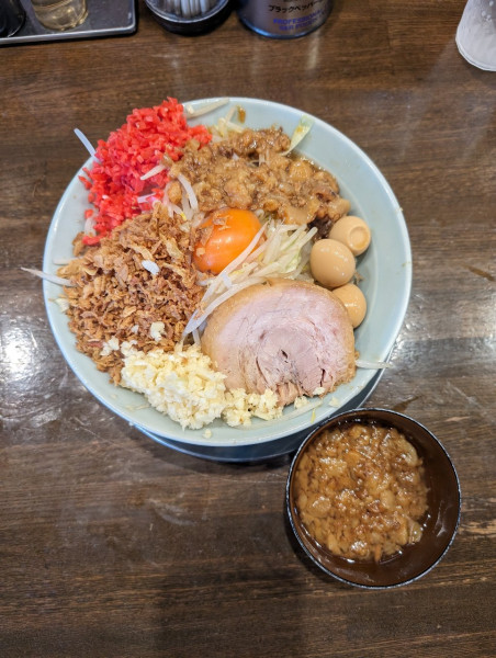 「ハーフラーメン+ネギ汁なし+味つきアブラ」@麺屋 櫻弐の写真