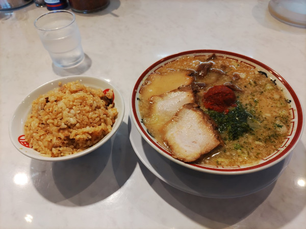 「山形辛味噌ラーメン(こってり)+肉飯」@中華そば専門 田中そば店 大宮別所店の写真