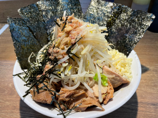 「海のメガラバ冷やし汁無し¥1,300」@麺屋 浜一の写真