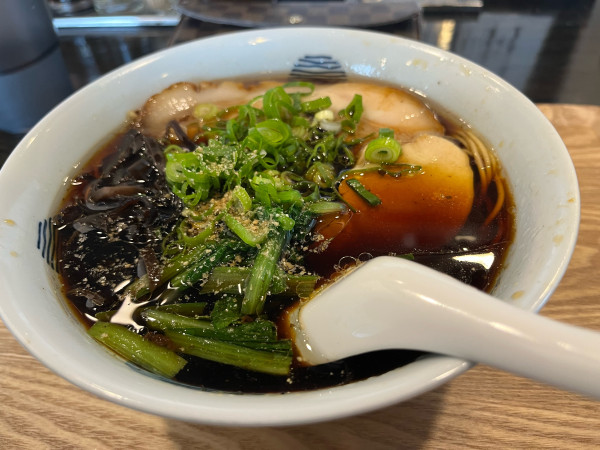 「醤油らーめん」@らぁめん紺屋の写真