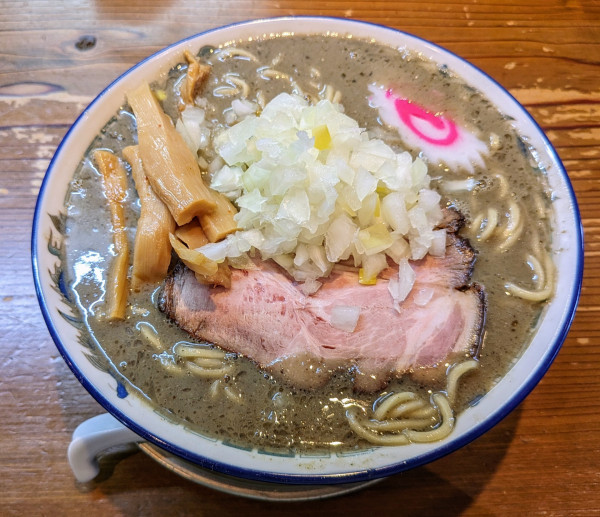 「特濃煮干し中華そば(中)」@中華そば 弥惣吉の写真