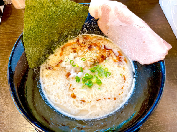 「黒源ラーメン（800円）」@麺屋 黒源の写真