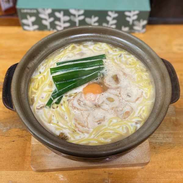 「鍋焼きラーメン大」@鍋焼きラーメン千秋の写真