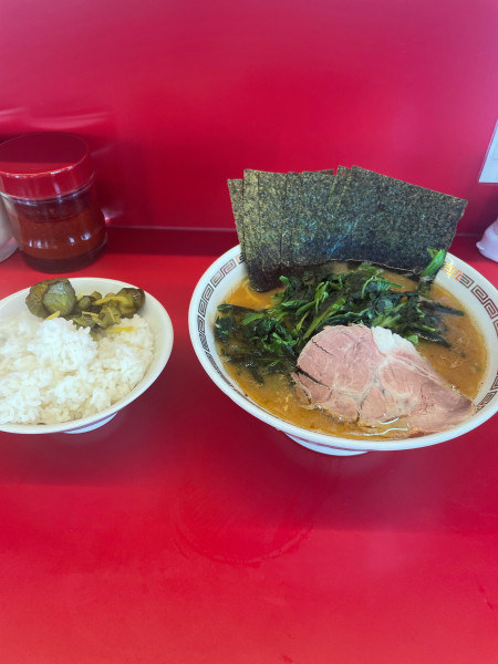 「のりラーメン中　ほうれん草」@家系ラーメン 佐々喜家の写真