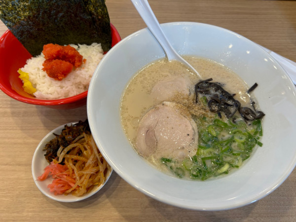 「白丸元味850円+ 明太子ごはん430円」@一風堂 SOCOLA所沢店の写真