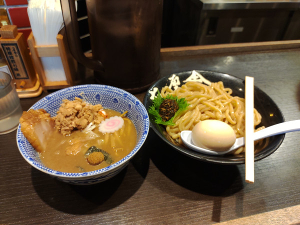 「つけ麺　特製」@六厘舎 上野店の写真