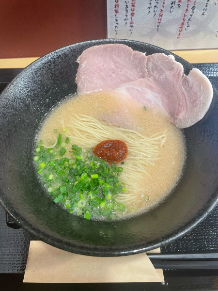 「らーめん」@博多豚骨らぁ麺 一絆 上野御徒町本店の写真
