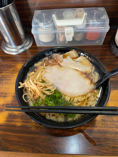 「背脂醤油ラーメン大盛」@尾道ラーメン ほんてんの写真