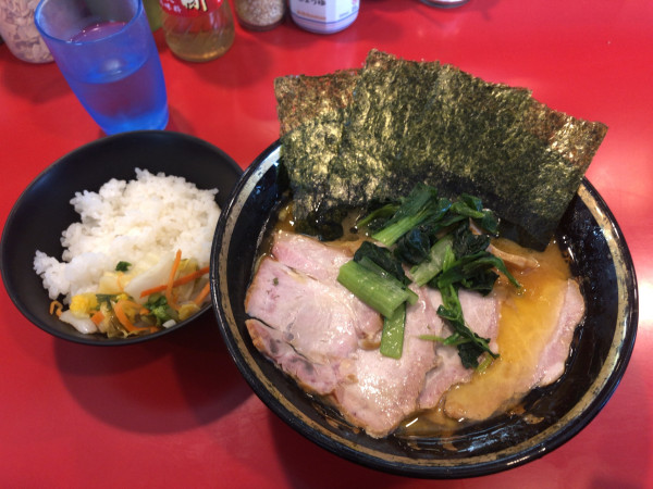 「チャーシューメン」@家系総本山 ラーメン吉村家の写真