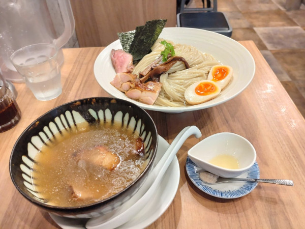 「特製塩つけ大盛」@麺処 ほん田 秋葉原本店の写真