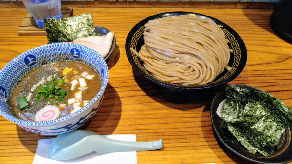 「つけめん(大)+海苔」@中華蕎麦うゑずの写真