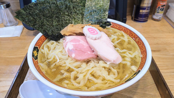 「【限定】冷やし煮干しケンチャンラーメン+海苔」@自家製中華そば 麺の虜の写真