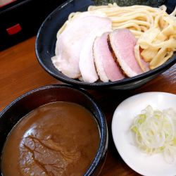 濃厚つけ麺・鴨チャーシュー増し＆和え玉(煮干)